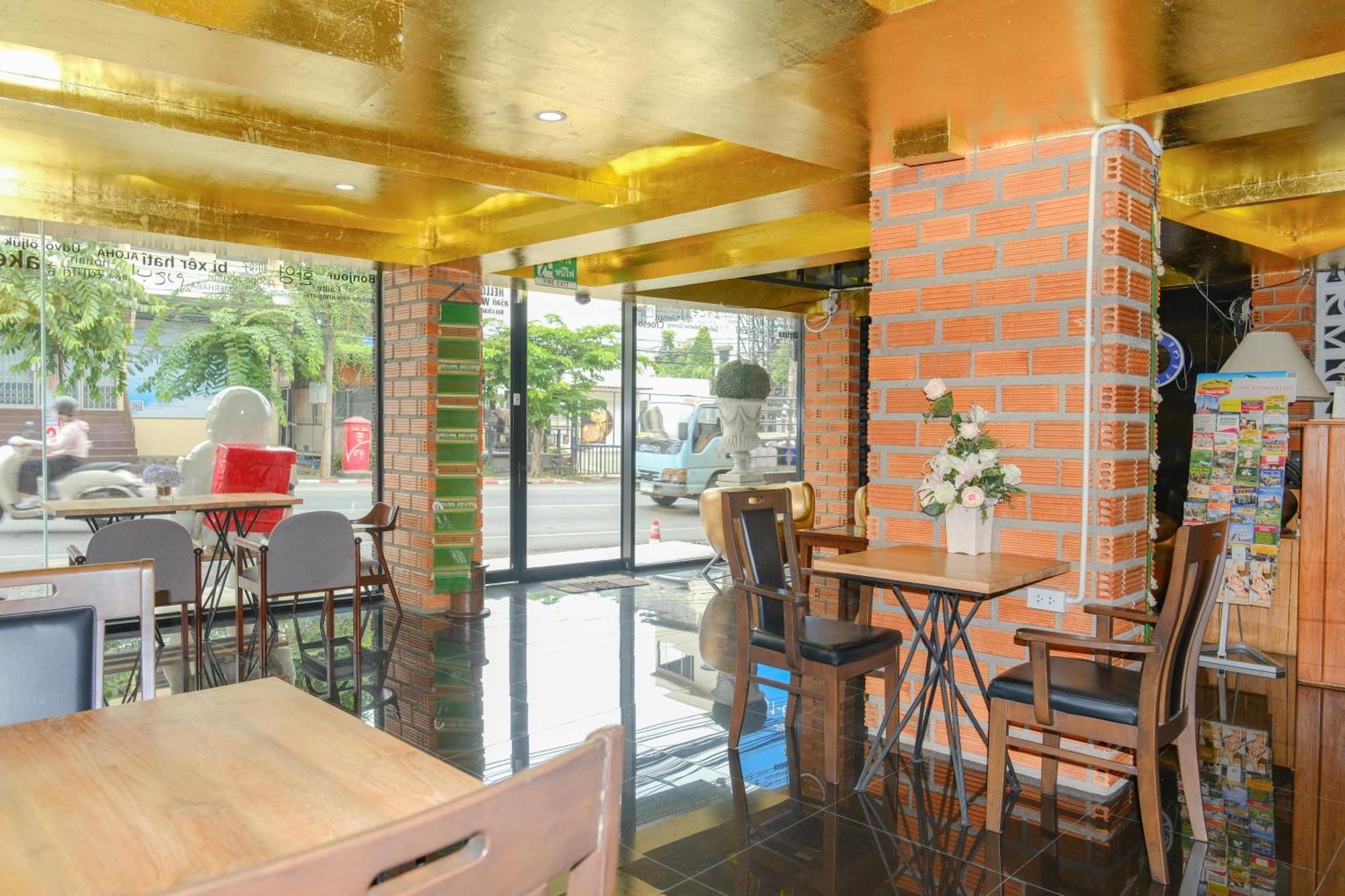 Goya Hotel Chiang Mai Esterno foto
